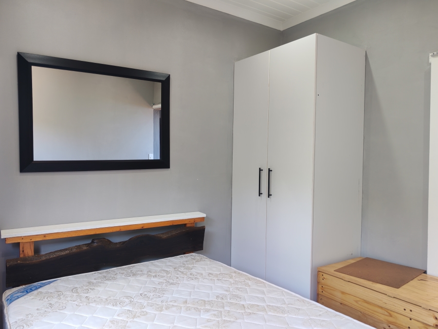 2 Bedroom Property for Sale in Beachview Eastern Cape